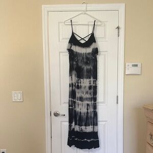 American Eagle Outfitters Black and White Maxi Dress
